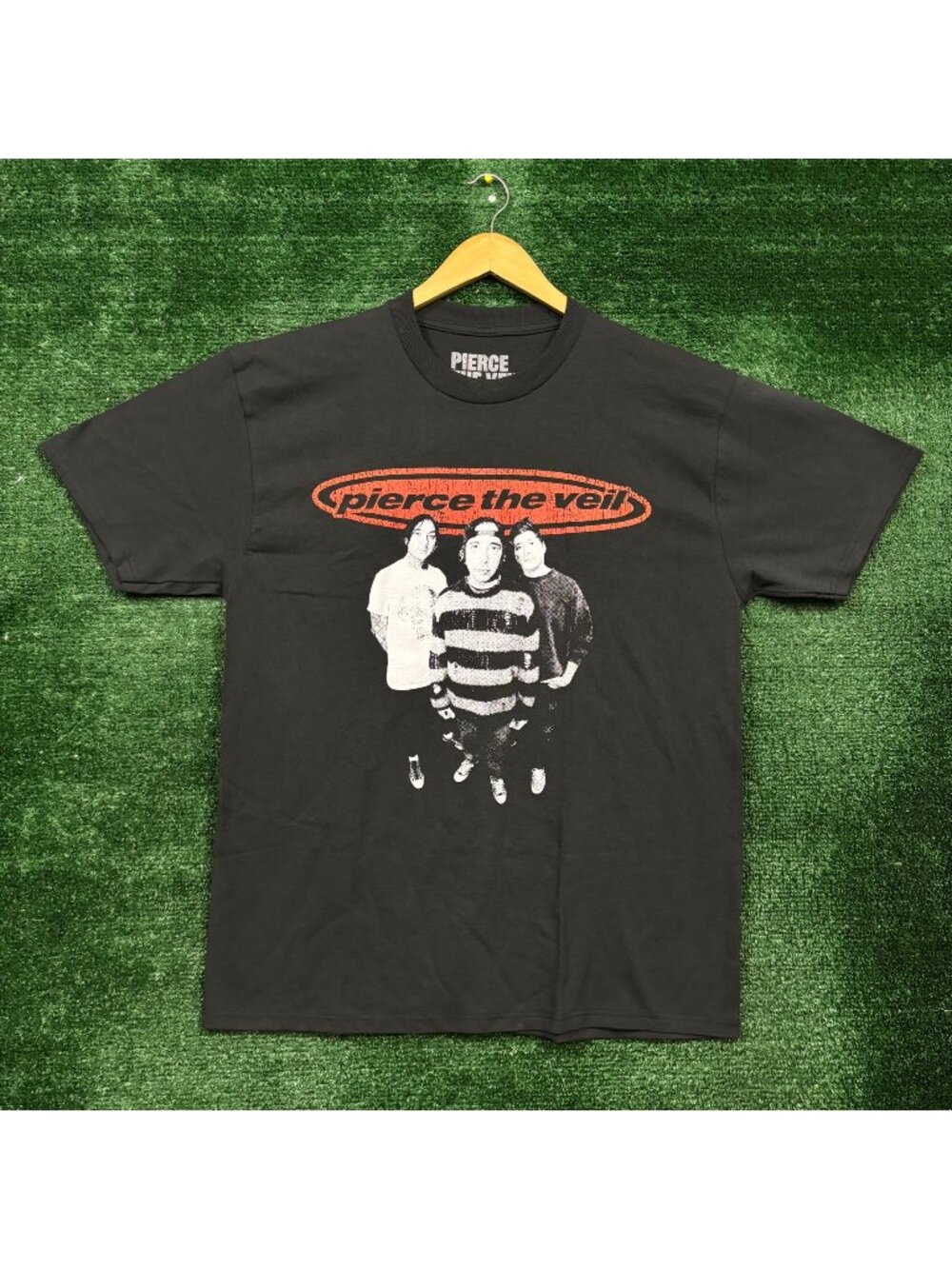 Pierce the Veil Tonal Group T-Shirt Size Large